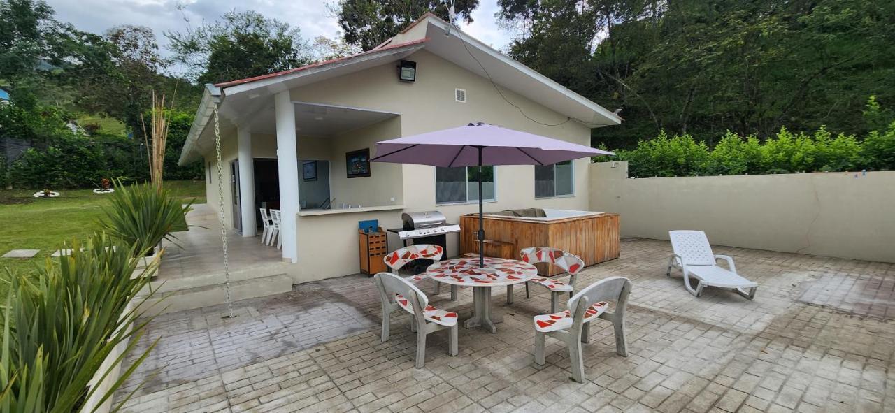Villeta Casa De Campo Caracoli Spa Екстер'єр фото